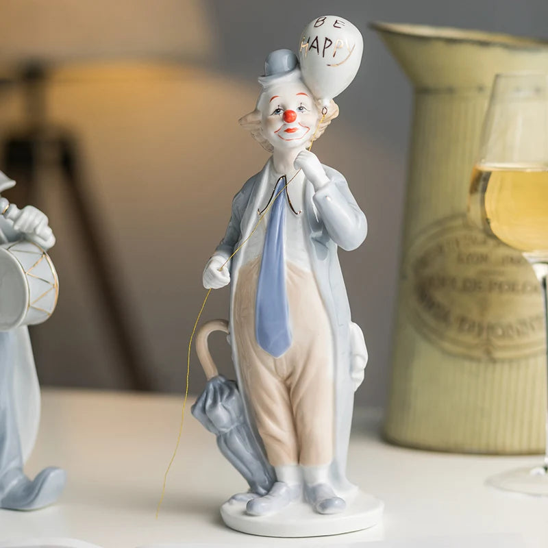 Nordic Ins Retro Circus Clown Ornaments Funny Comedy Ceramic Character Statue Home Decoration Kid Room Christmas Halloween Decor