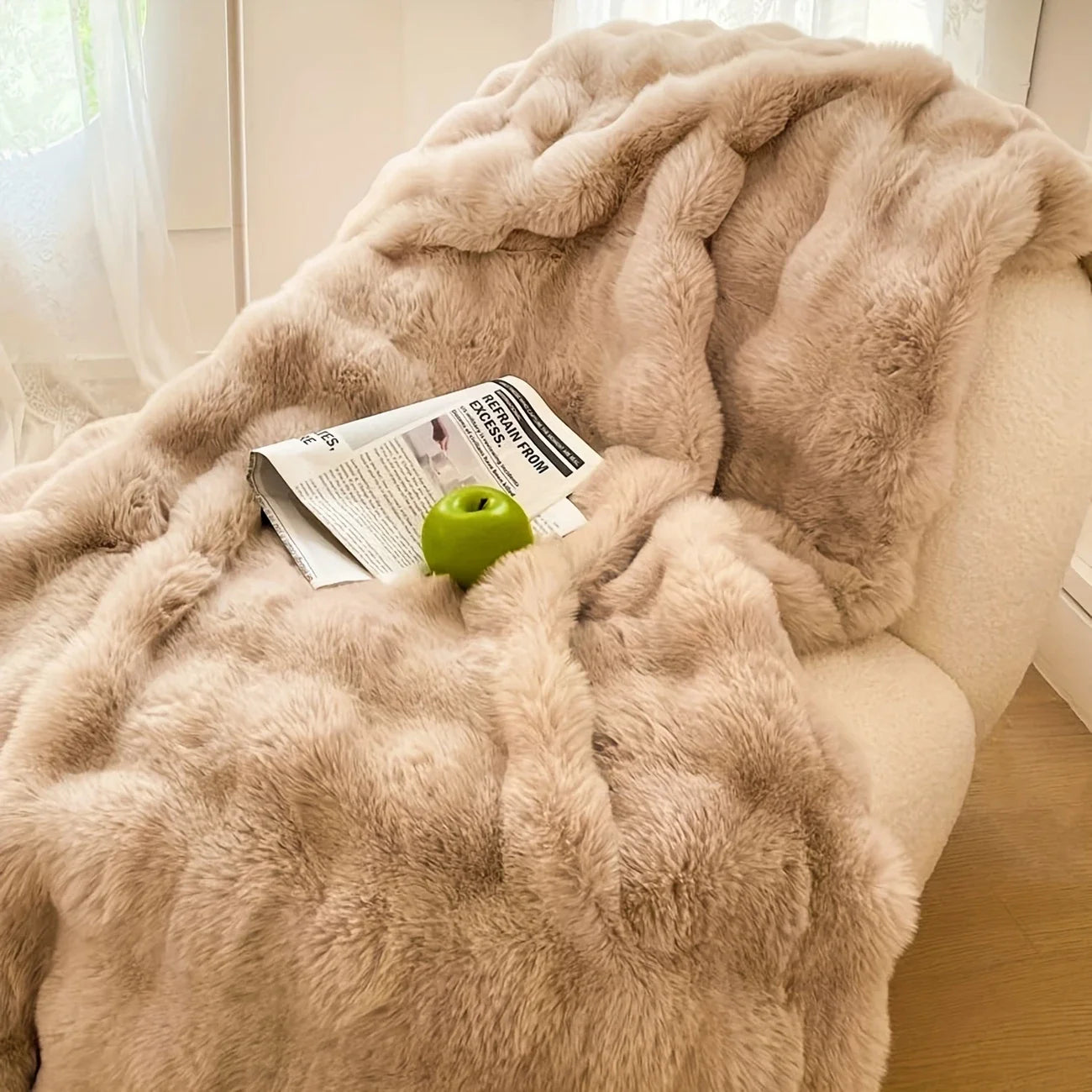 ROSEKINDCN Cozy Faux Rabbit Fleece Blanket Throw For Home