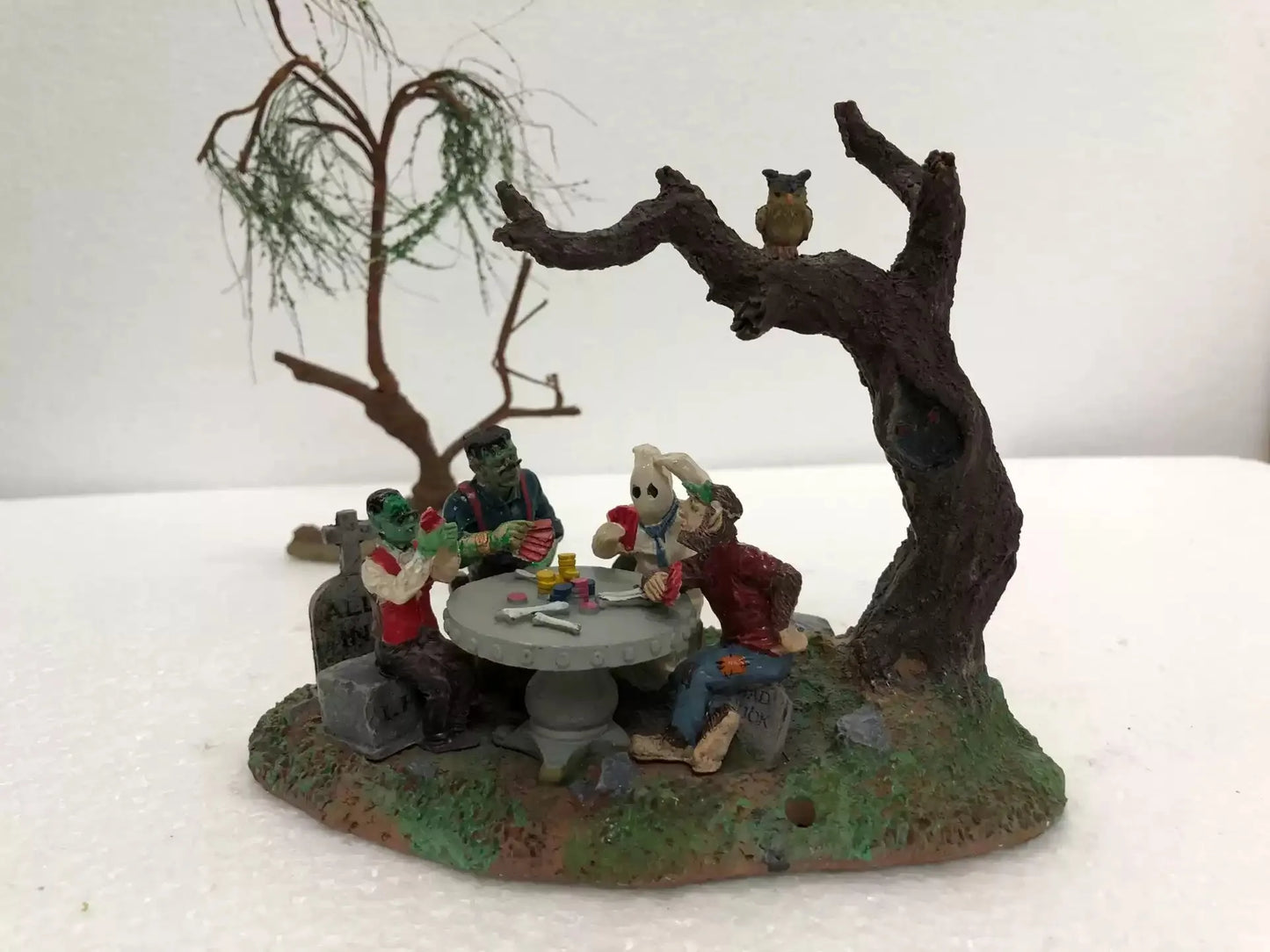 Halloween Decor Creative Halloween Scene Resin Ornaments Ghost Taking Pictures Figurine Garden Ornaments Home Decor Accessories