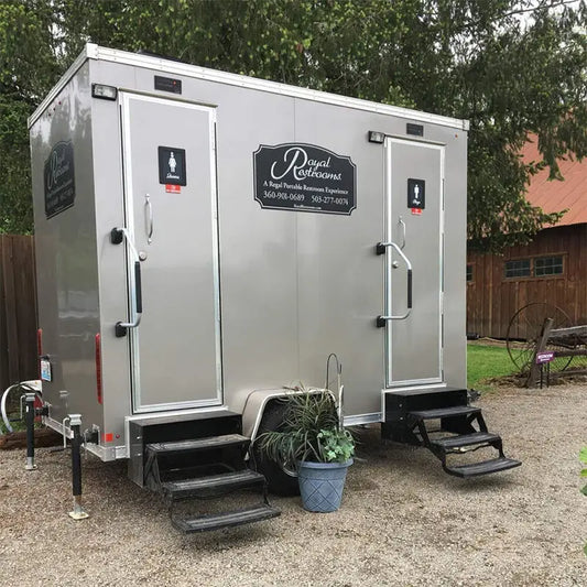 Outdoor Luxury Portable Car Bathroom Toilets Shower VIP Mobile Restroom Trailer Made Of Durable Container Material For Parks