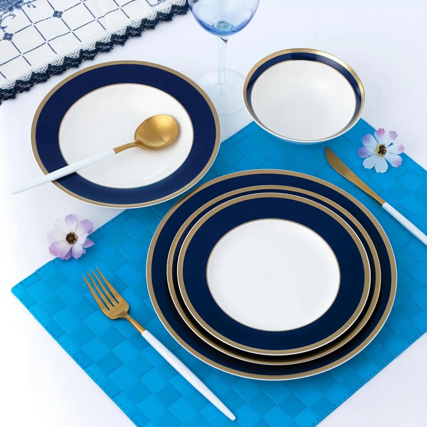 LIEI Bone China Dinnerware Set Service For 4 Elegant