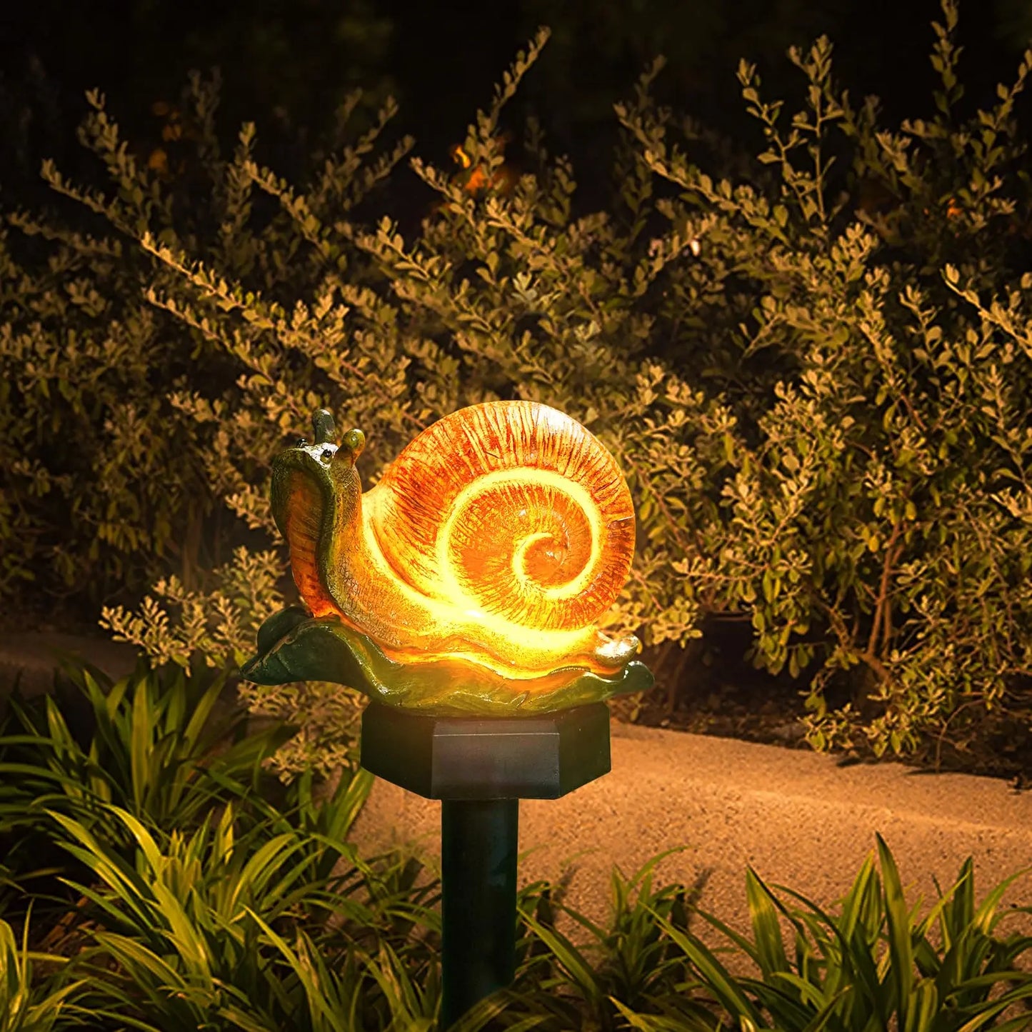 Cute Solar Powered Animal Statue LED Light Resin Frog Snail Figurine Waterproof Ornaments for Landscape Yard Garden Art Decor