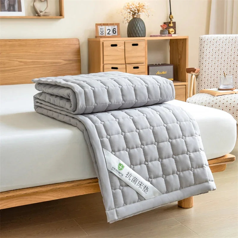 Cooling Mattress Topper for Summer,Foldable Bed Mat Cool Sleeping Mattress,Soft Breathable Roll Up Bed for Single Double Bed
