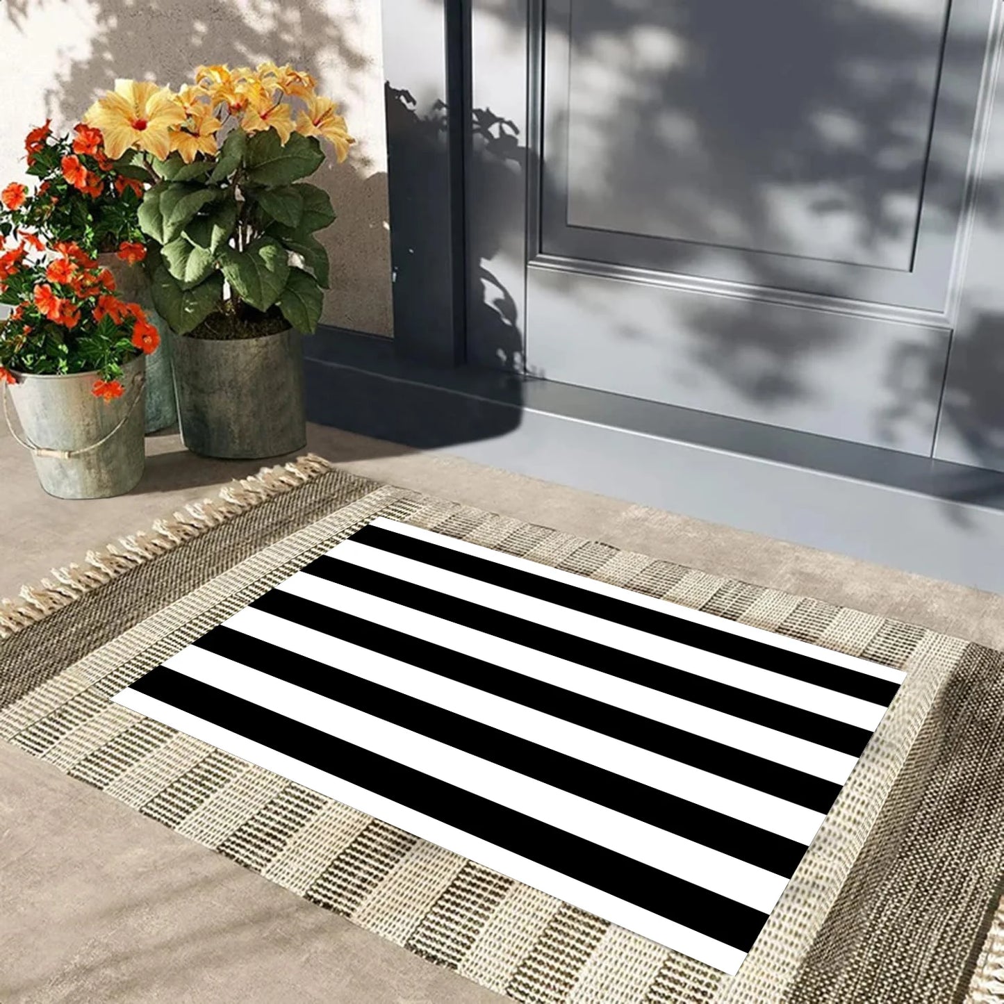 Black and White Area Rug Rubber Backing Striped Front Door Rug Outdoor Doormats Indoor Floor Mat for Kitchen Entryway Patio