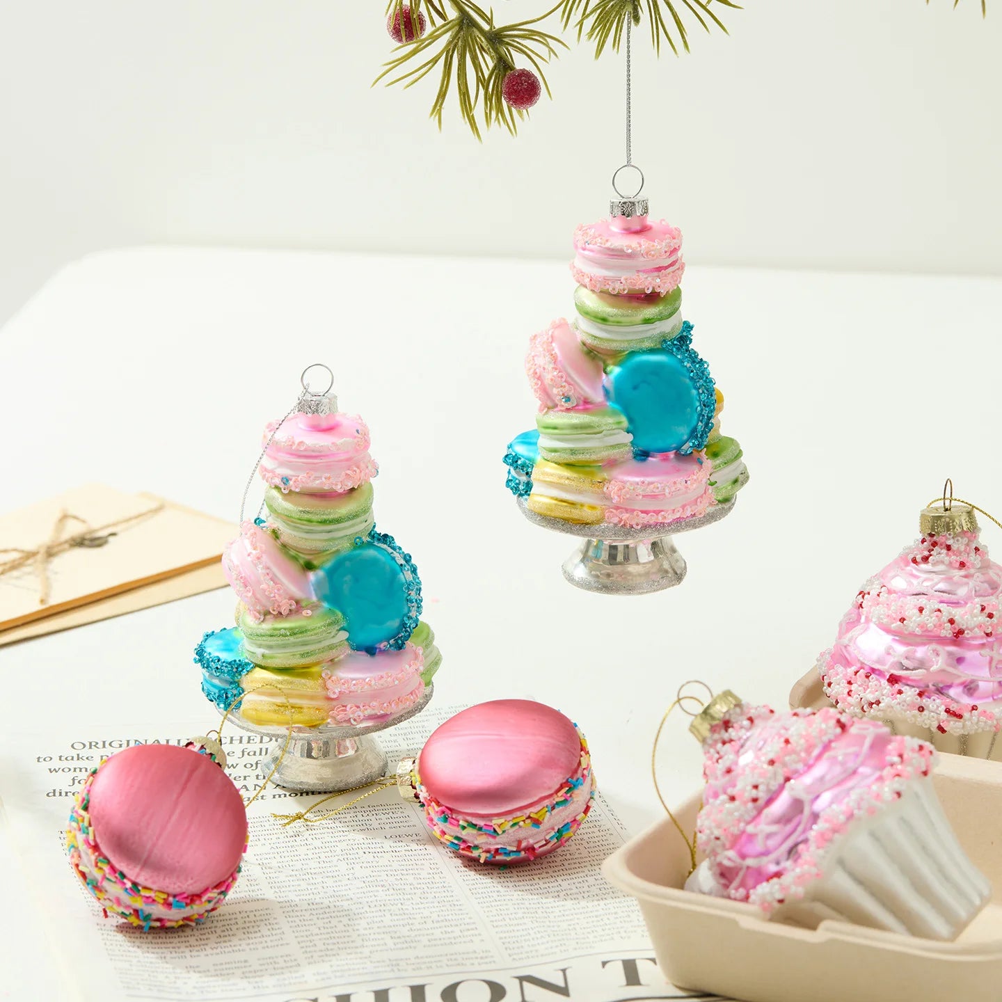 New Shaped Glass Christmas Ball Christmas Tree Pendant Colorful Macaron Cake Painted Ball Christmas Decorations