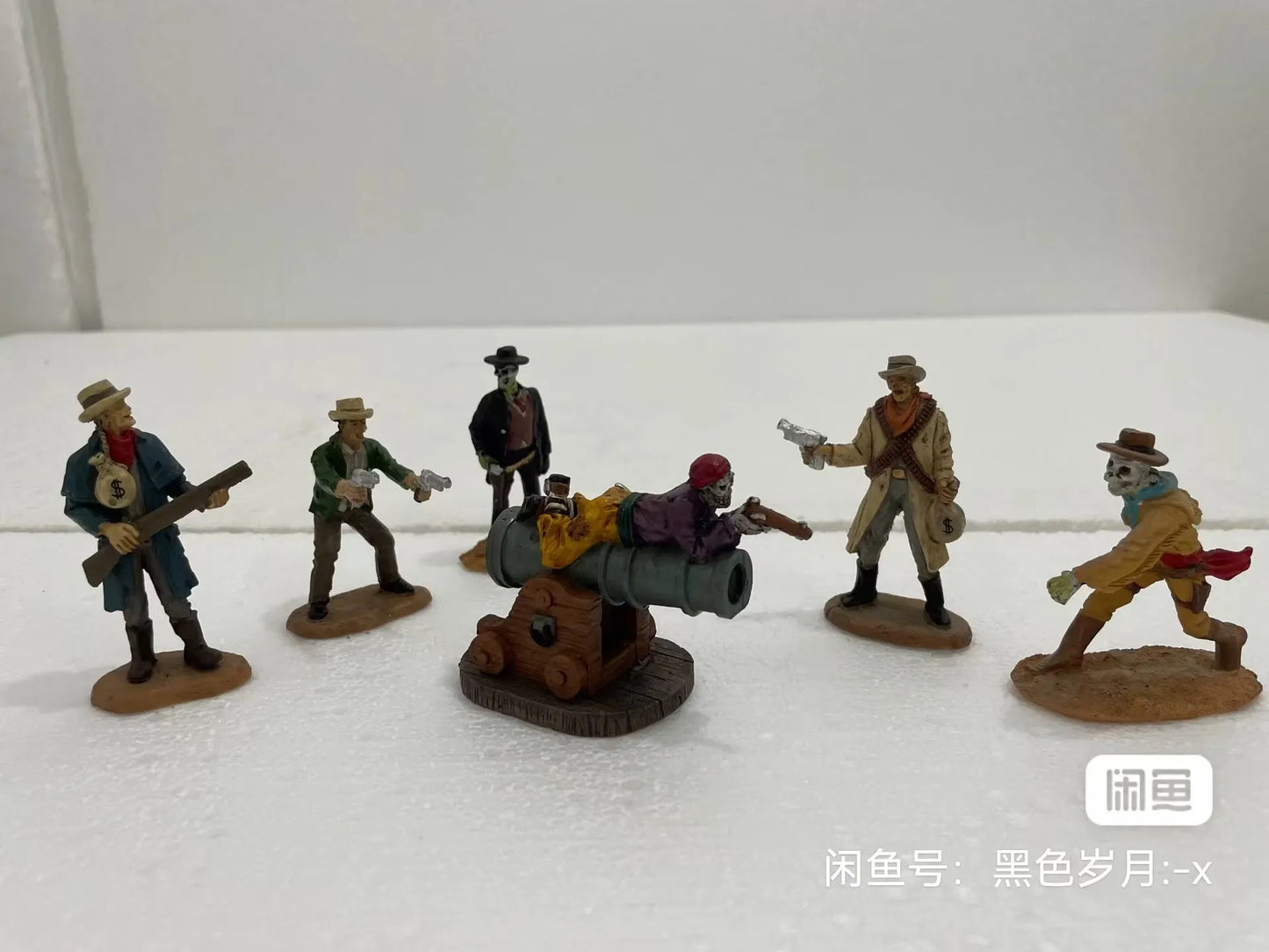 Halloween Decor Creative Halloween Scene Resin Ornaments Ghost Taking Pictures Figurine Garden Ornaments Home Decor Accessories