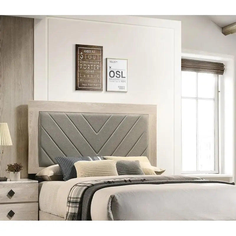 CN Sichuan Contemporary Rubberwood Bed Frame With V Design Headboard