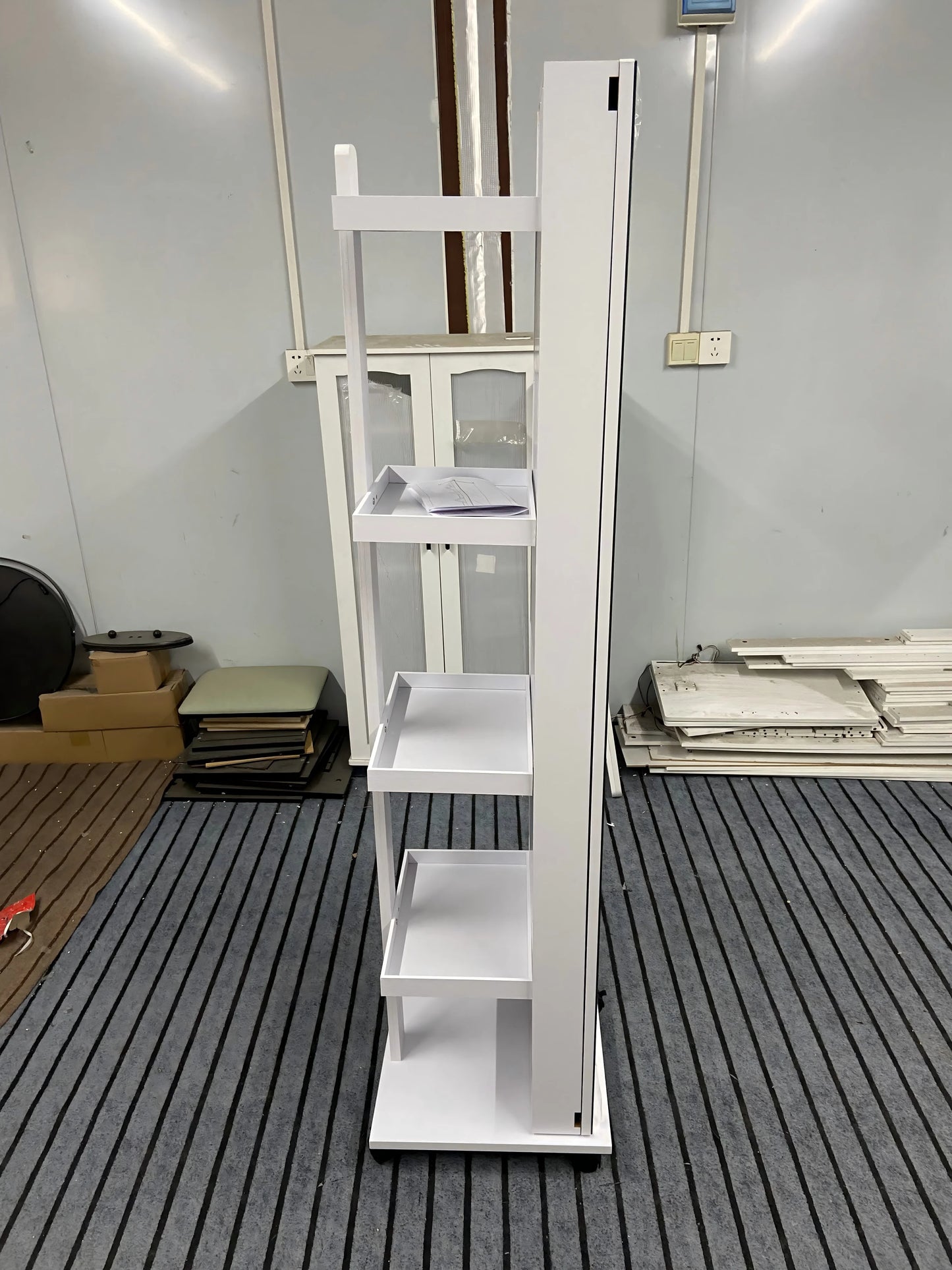 360 Degree Rotating LED Jewelry Armoire With Mirror
