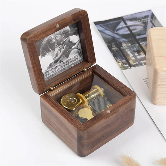 Wooden Photo Music Box Walnut Wood Customizable Clockwork Musical Box Summer Happy Birthday You Are My Sunshine La Vie En Rose