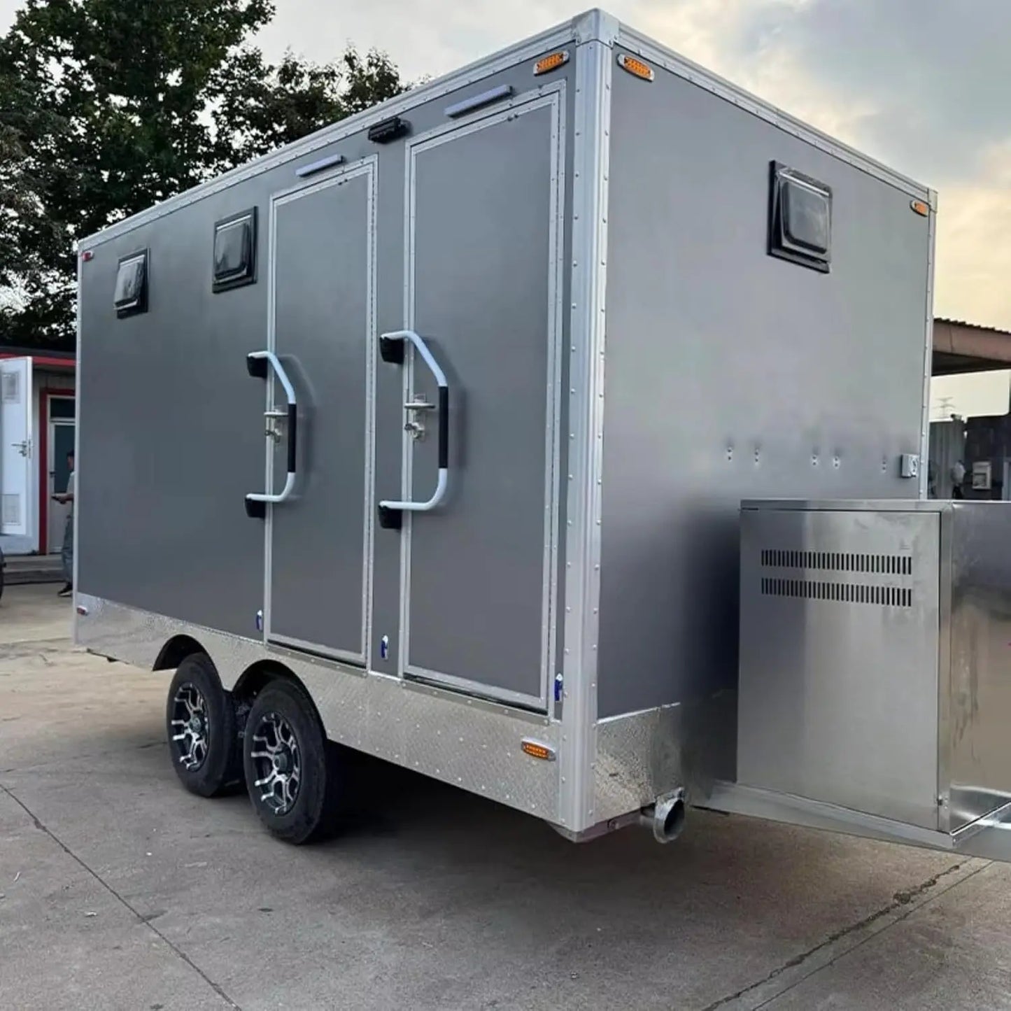 Portable Bathroom Trailer for Sale Mobile Luxury Restroom Trailer with Shower Vanity Sink for Glamping Outdoor Wedding