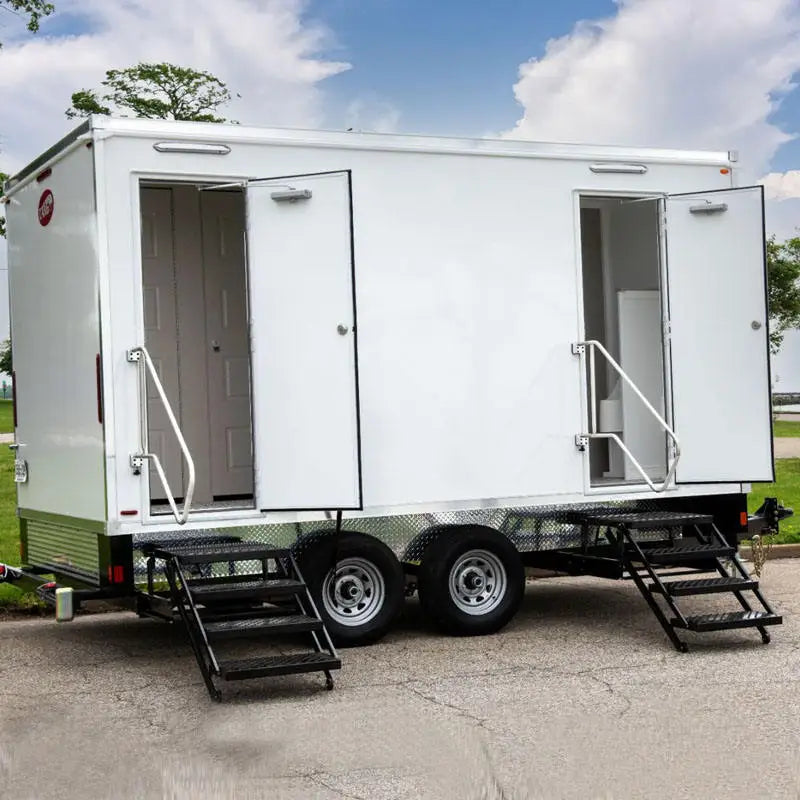 Outdoor Luxury Portable Car Bathroom Toilets Shower VIP Mobile Restroom Trailer Made Of Durable Container Material For Parks