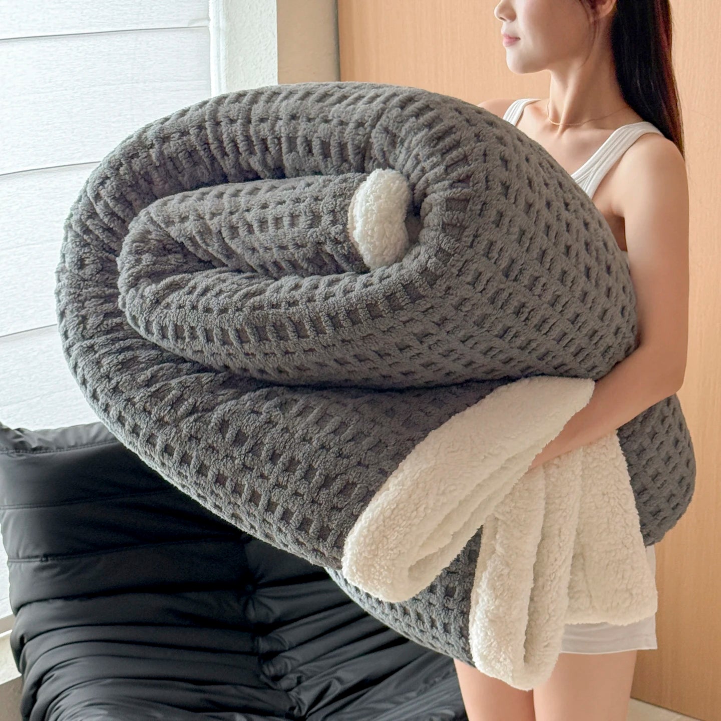 Spring Autumn Thick Warm Fleece Blanket Double Layer Artificial Lambswool Throws Blankets for Sofa or Bed Queen Double Comforter