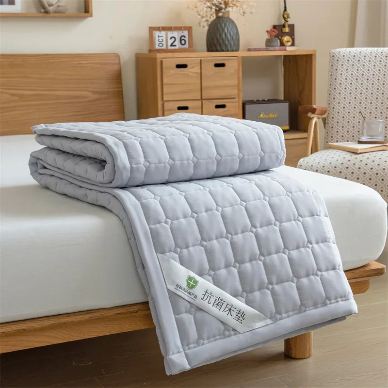 Cooling Mattress Topper for Summer,Foldable Bed Mat Cool Sleeping Mattress,Soft Breathable Roll Up Bed for Single Double Bed