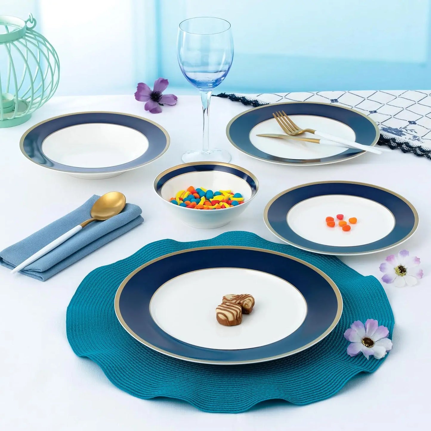 LIEI Bone China Dinnerware Set Service For 4 Elegant