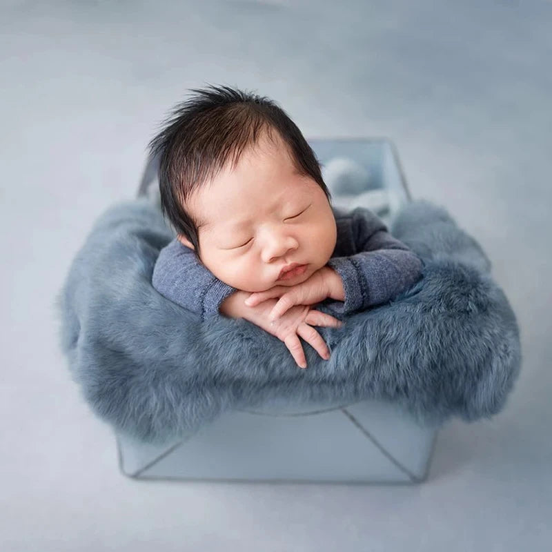 Newborn Photography Props Natural Rabbit Fur Rug Baby Photo Blankets Studio Infant Posing Basket Filled Background Accessories